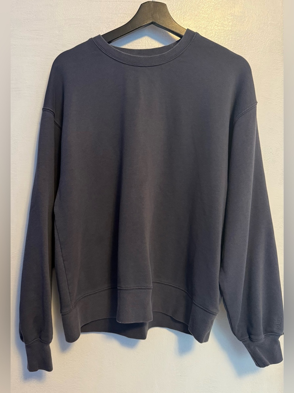 Aritzia Tna Airy AF Boyfriend Crew Sweatshirt Size 2